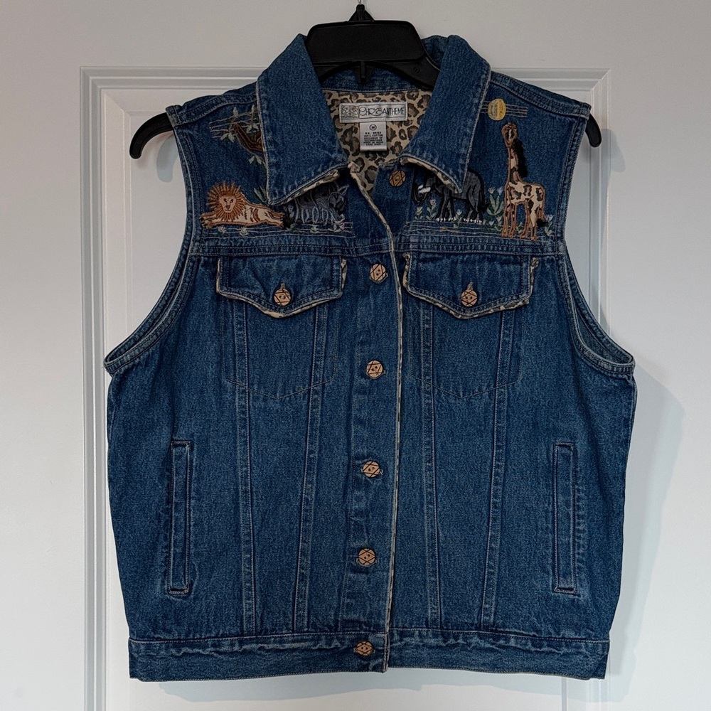Chrysantheme Embroidered Animal Denim Vest